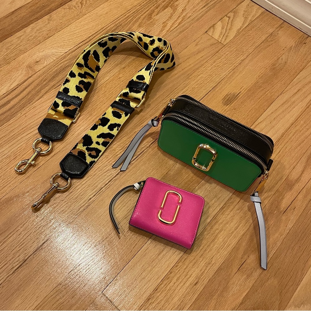 Marc Jacobs Snapshot Bag & Matching Wallet - image 3